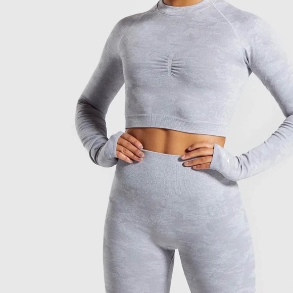 Gymshark Camo Seamless Crop - Picture 2 of 2